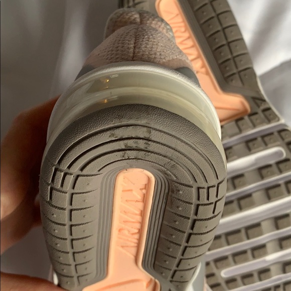 Nike Air Max Shoes - Picture 8 of 8